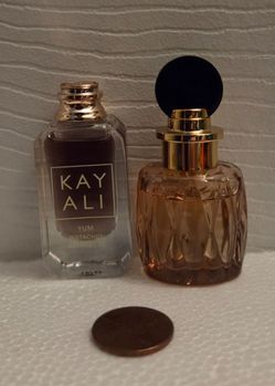 Kayali Yum Pistachio Gelato 5ml & Miu Miu Miutine 7ml perfume dabbers