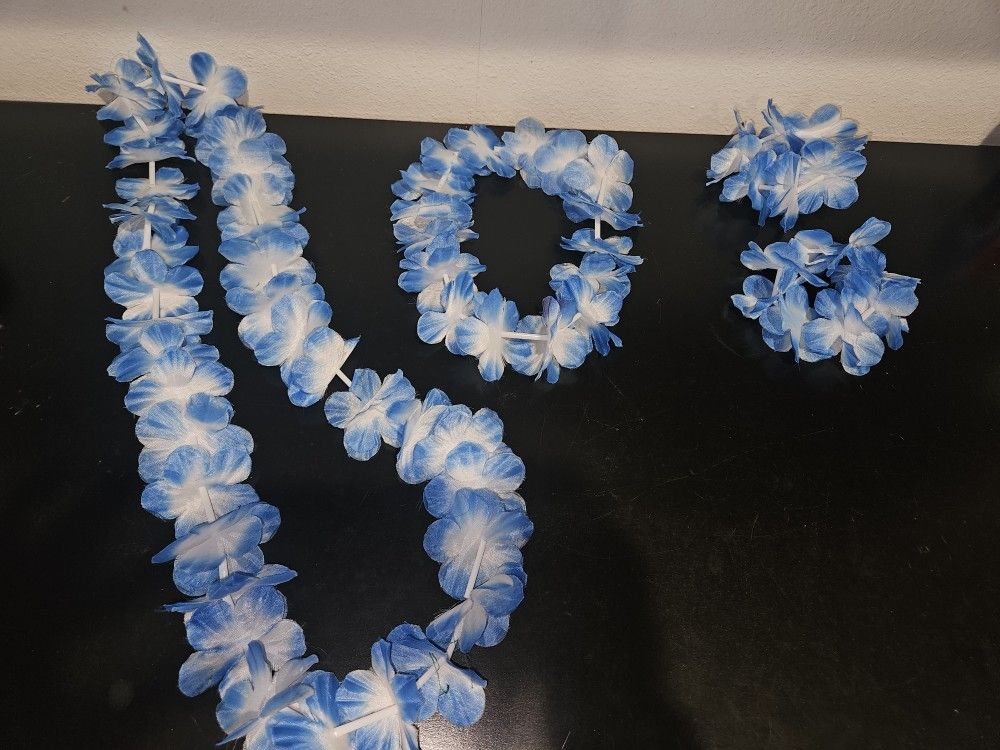 Blue And White Lei Set