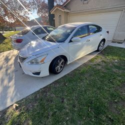 2013 Nissan Altima SV 