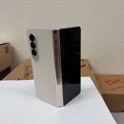 SAMSUNG GALAXY Z FOLD 4