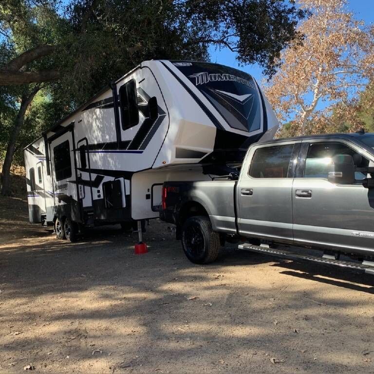 Grand Design Momentum 320G 5th Wheel Toy Hauler 