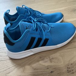 Men’s Adidas Sneakers