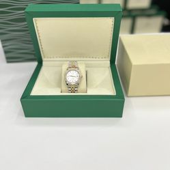 New Woman🔥🔥Watch ⌚️32MM