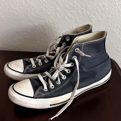 Navy Blue Converse Chuck Taylor High-Tops – Men’s Size 8 Classic