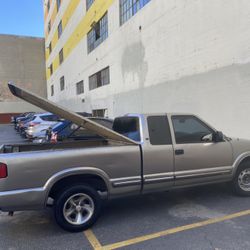 Chevy S10 4 Cylinder GMC Truck Runs Strong Clean Title Buy Sale Trade Gold Watches 24k Rolex Omega Silver Coins 