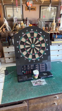 Electric dart board