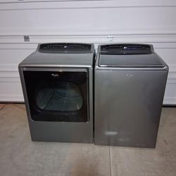 Whirlpool Cabrio Matching Set Washer And Gas Dryer Works Great  !!!