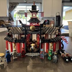 LEGO Monastery of Spinjitzu 70670 100% Complete