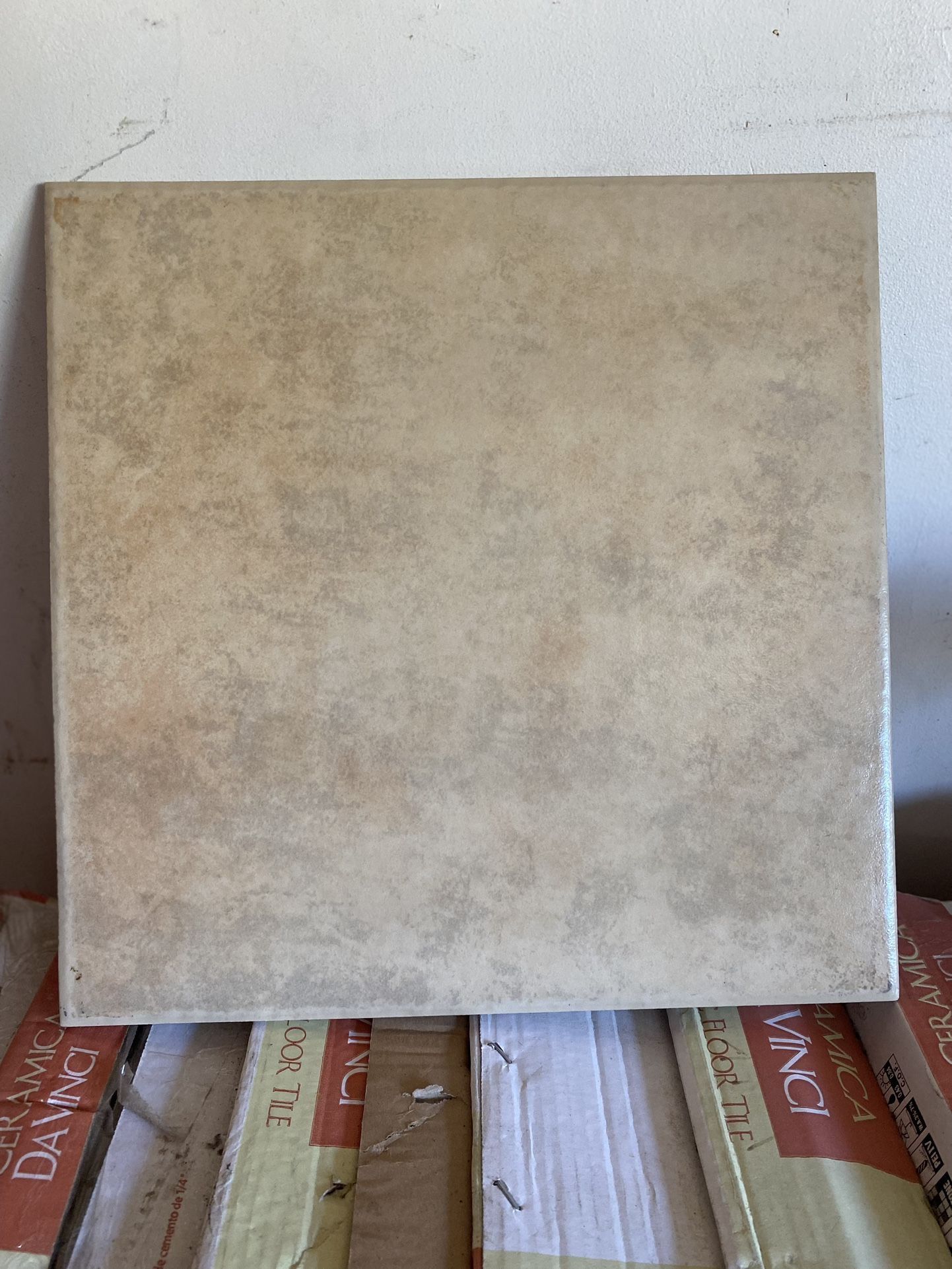 DaVinci 16x16x3/8 Ceramic Floor Tiles