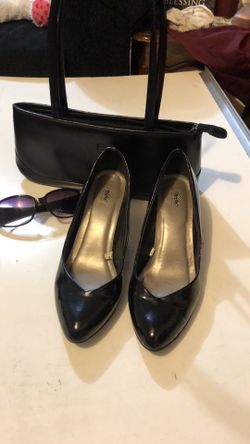 Black heels shoes size 9 1/2 3” inches heels