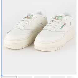 Reebok Club C Extra Women’s