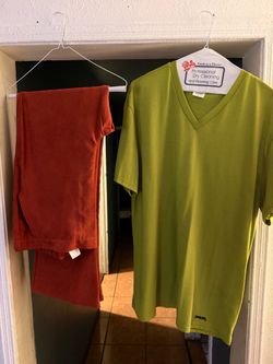 Costume