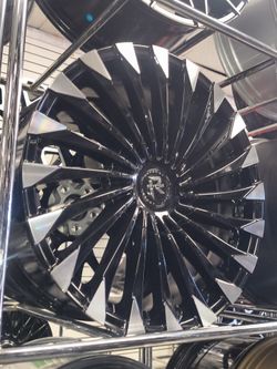 ​¡EL ESTILO 20" QUE TU AUTO ESTABA PIDIENDO! 🏁 ¿Buscas la medida perfecta? Tenemos una selección masiva de rines 5x114.3 en 20 pulgadas listos para t