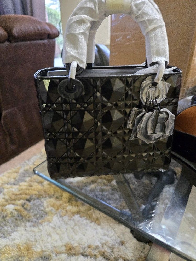 Ladies DIOR hand Bag