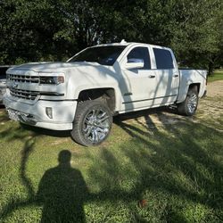 2018 Chevy Silverado 
