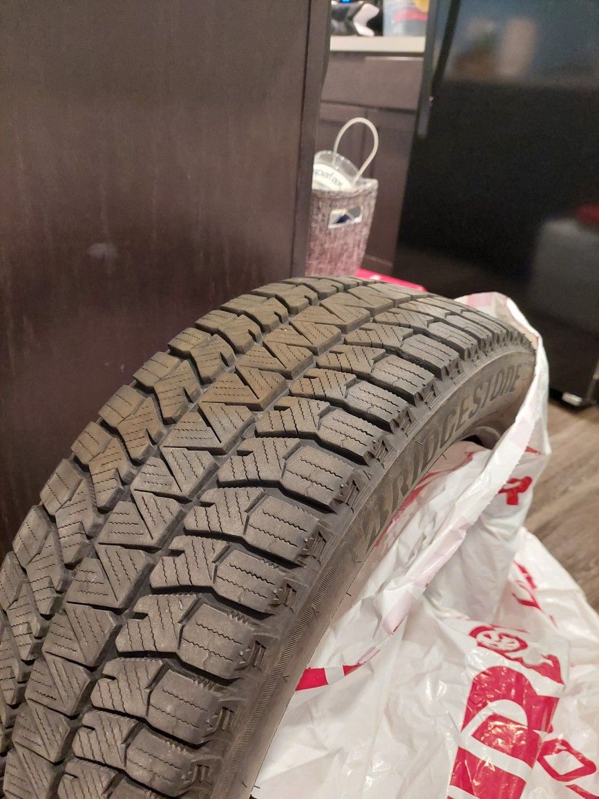 BLIZZAK WS90- Studless ice & snow tires185 / 55R16 - $300

