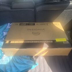 Insignia FireTV LED HD Smart TV 24"