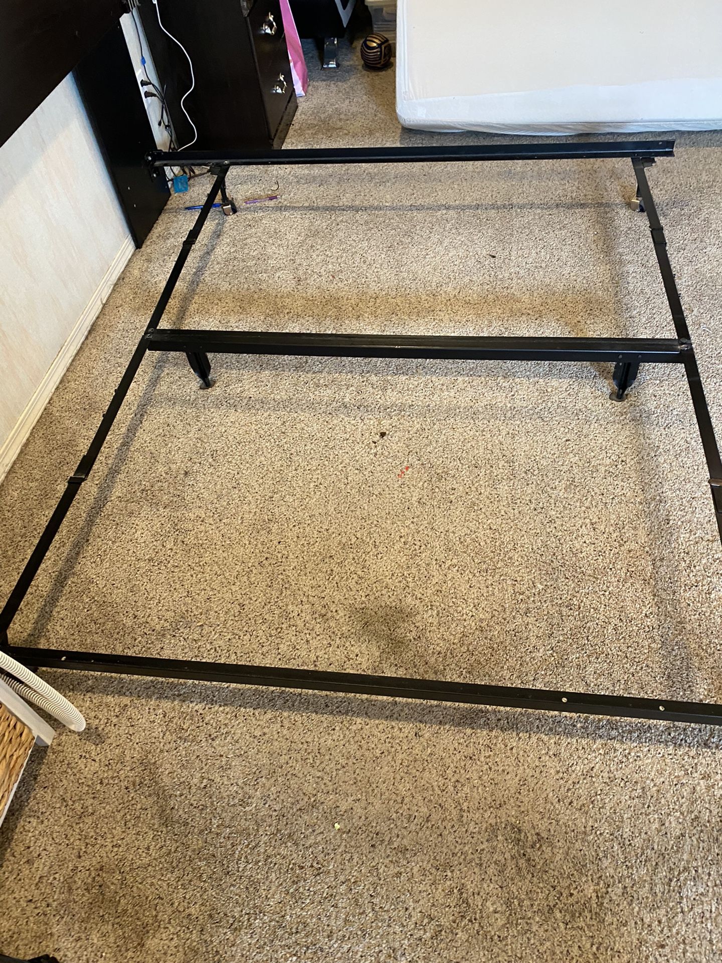 King Size Metal Frame With Box Springs