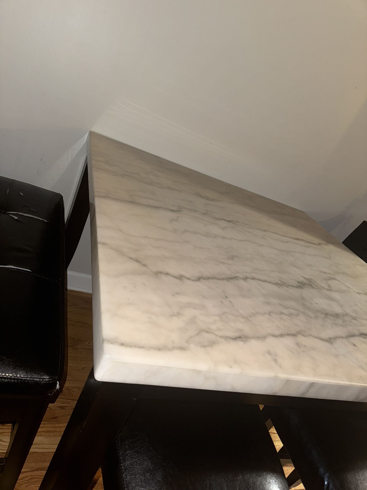 Marble Kitchen Table for Sale in Schaumburg, IL - OfferUp