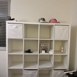 Storage Unit / Shelf 