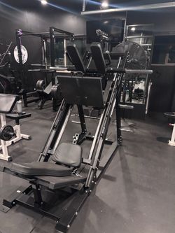 Leg press / hack squat combo