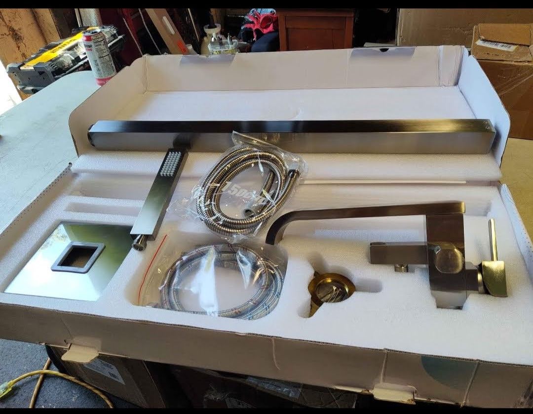 Bwe Freestanding Floor Mount Bathtub Filler Faucet With Hand Sprayer In Brushed Nickel