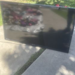 50’ Tv Emerson