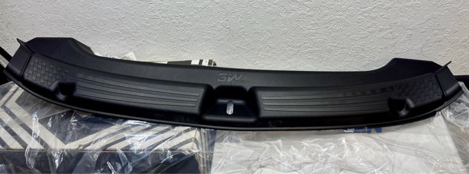 Tesla Model Y Juniper Rear Trunk Sill Guard (2025-2026) – NEW –