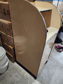 Trash can