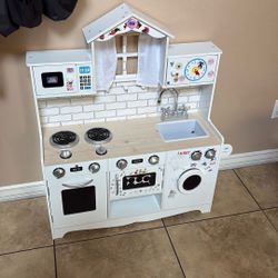 Kid’s  Kitchen 