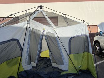 Casa de campaña para 12 personas