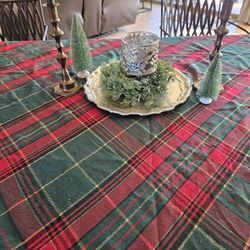 Holiday Round Tablecloth! 66 Inches!