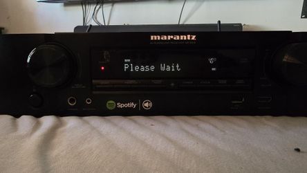 Marantz NR 1506 Surround Receiver + 2 Speakers Episode Model ES