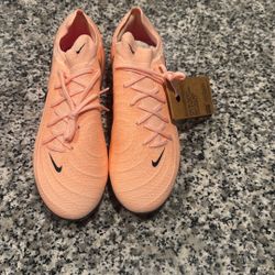 Phantom GX2 Soccer Cleats