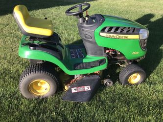 John Deere Riding Lawn Tractor
