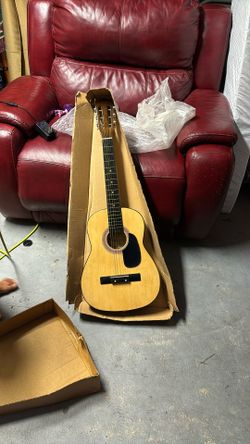 Synsonics Guitar Model Fg907e