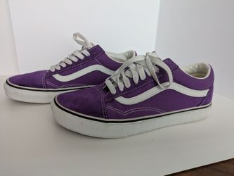 Purple suede Vans mens 7.5 womens 9 used with fat laces
