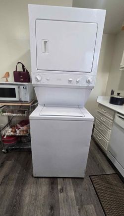 Ge Quality product Spacemaker Laundry