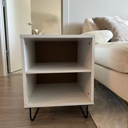 Side Table/Storage Cube