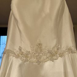 Wedding/Bridal Gown (New)