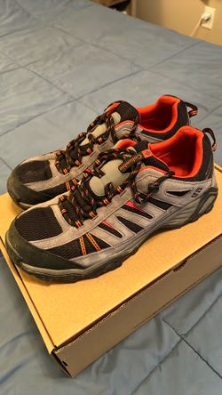 Men’s Columbia Hiking Shoes size 12