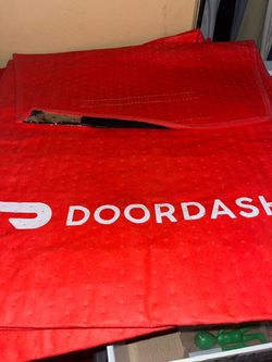 DoorDash Red Insulated Delivery Bag pizza