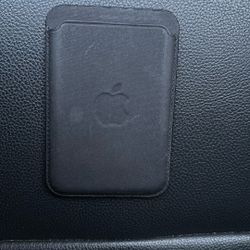 Apple FineWoven MagSafe Wallet 