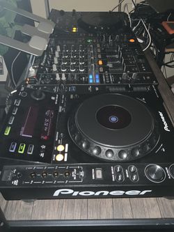 🔥 FOR SALE / TRADE: Pioneer CDJ-900 (Pair, Non-Nexus) + DJM-800 — Flight Cases Included 🔥