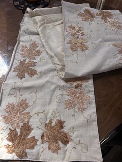 Fall table runner