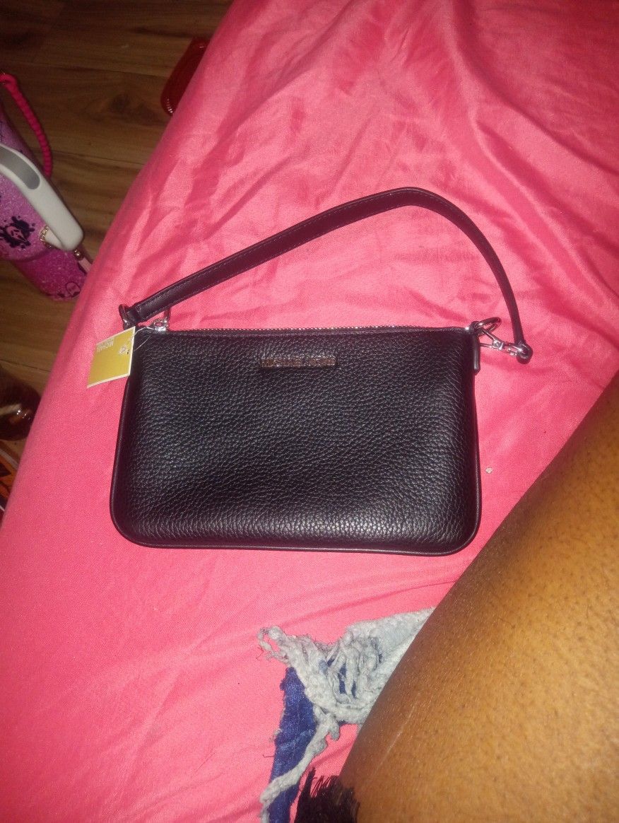 Michael Kors Pocket Book