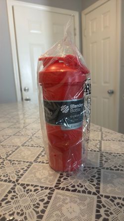 New BlenderBottle Classic 28 oz – Red