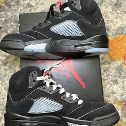 Jordan 5 Metallic Reimagined 