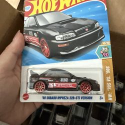 Hot Wheels '98 Subaru Impreza 22B-STi Version