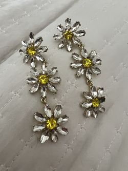 Beautiful Daisy Earrings